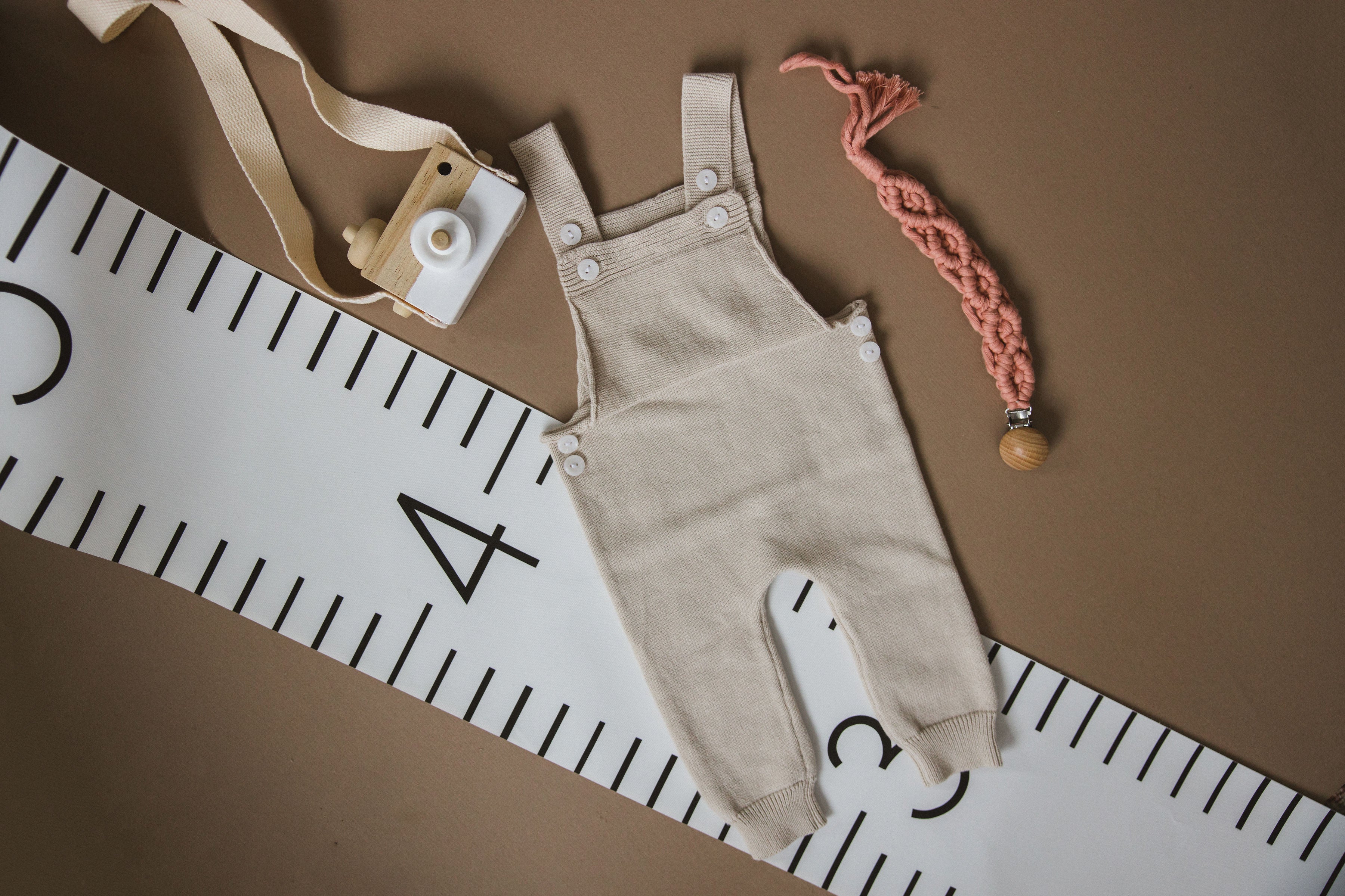 Canvas.left Ruler *RESTOCKED Numeric Ruler Canvas Growth Chart – Hello Little Company